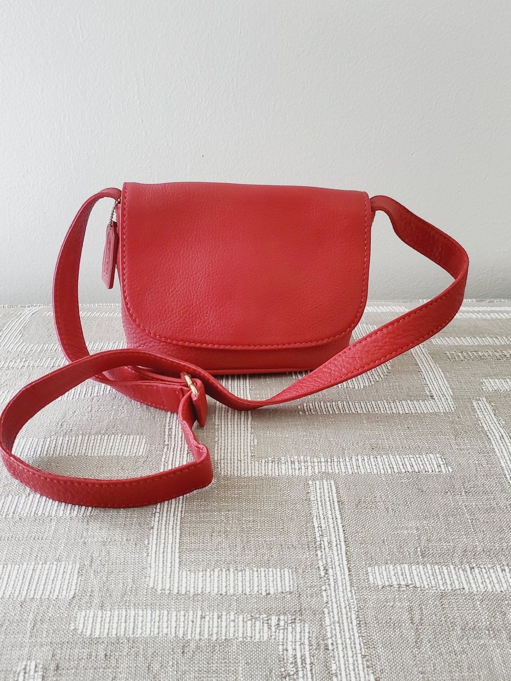 Coach Vintage Sonoma Flap Bag Red Pebbled Leather Crossbody Purse EUC